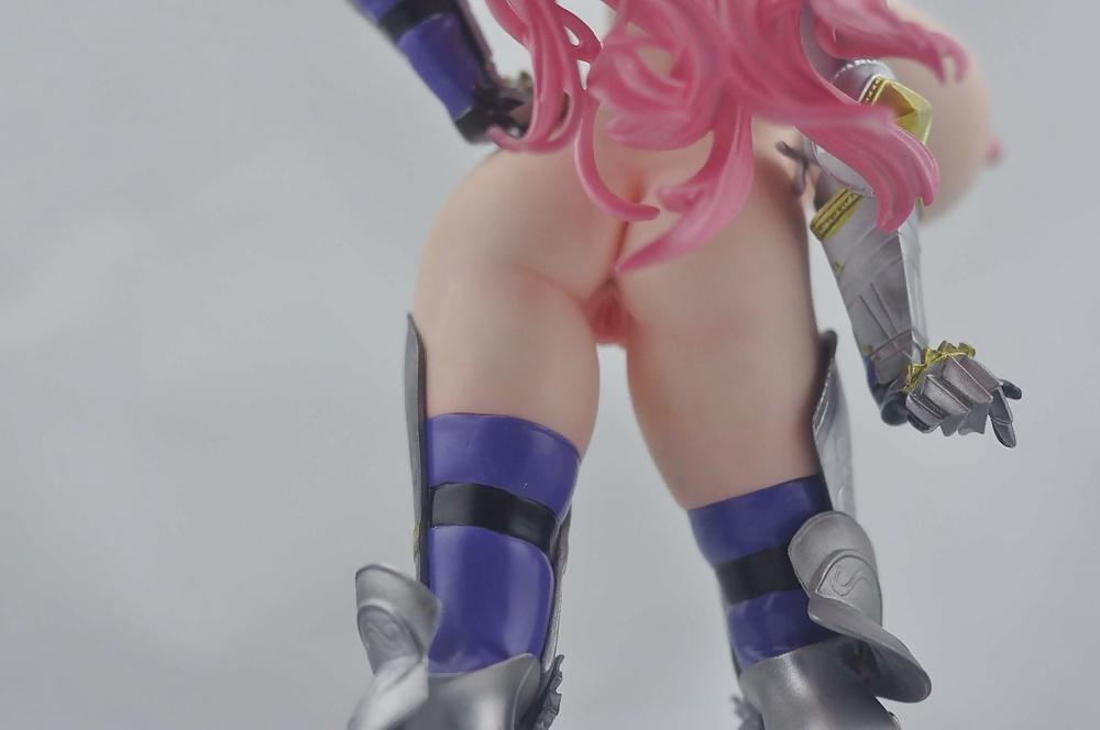 25P My Queen's Blade Figures
