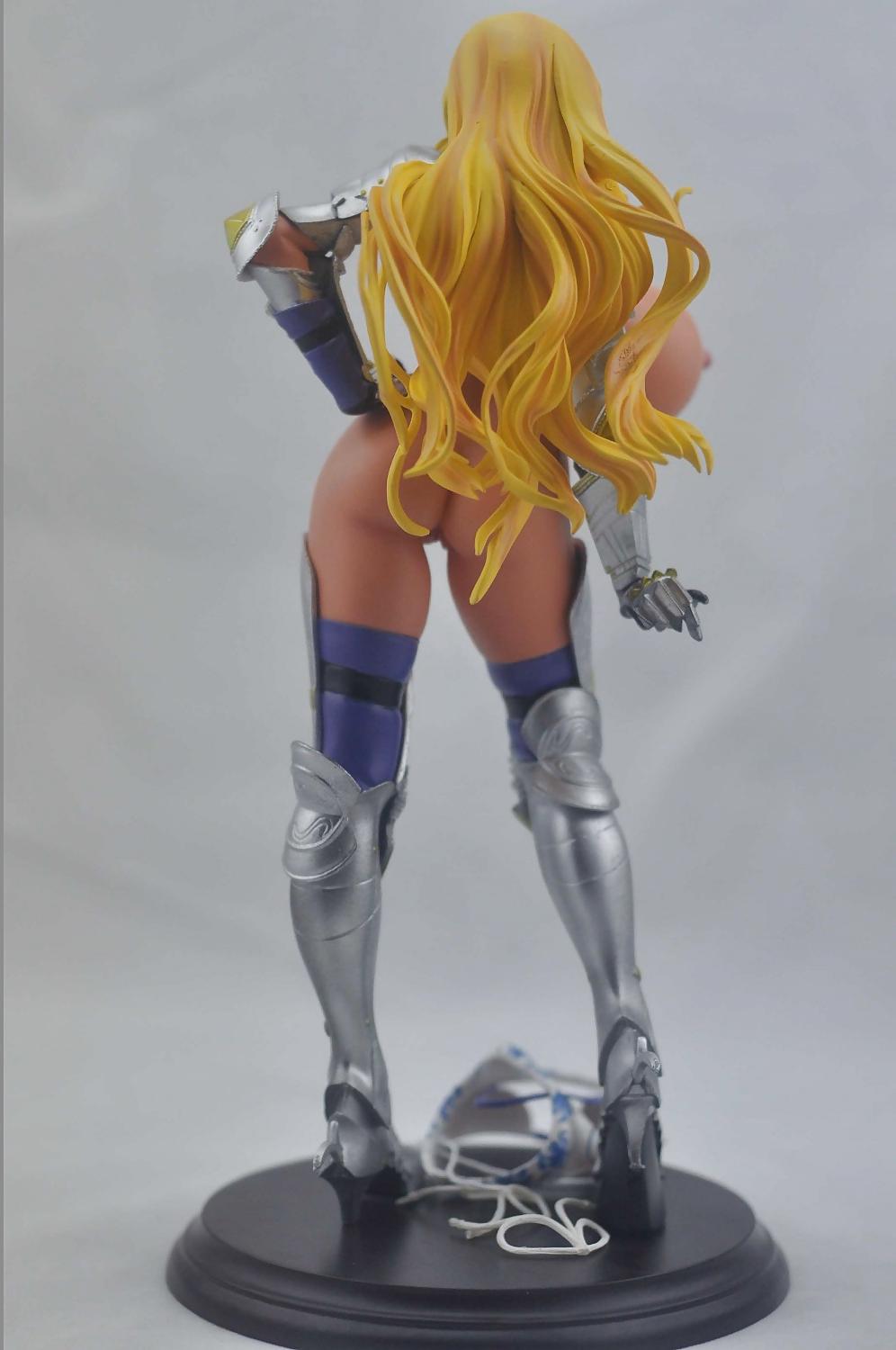 25P My Queen's Blade Figures