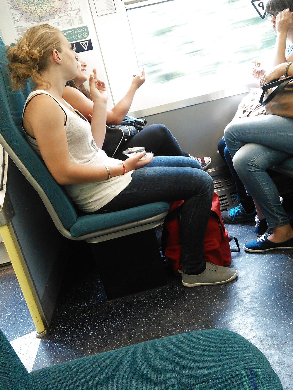 9P Londonperv's Candids 2014 - June vol 3 (Train Perving)