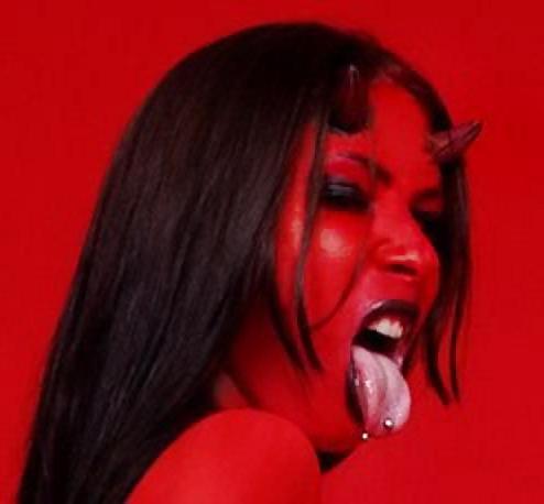 12P Tongue lover pics.