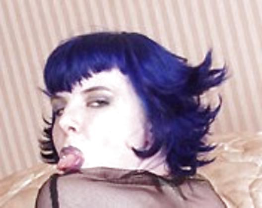 12P Tongue lover pics.