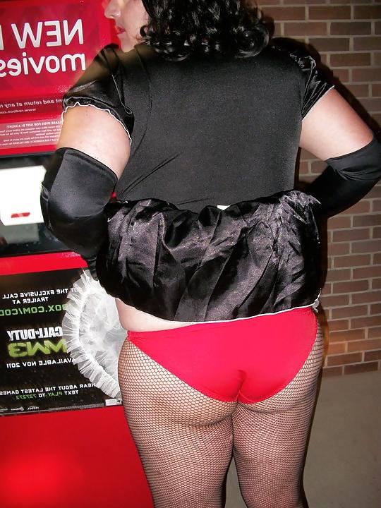 7P This bitch can't get enough humiliation and exposure