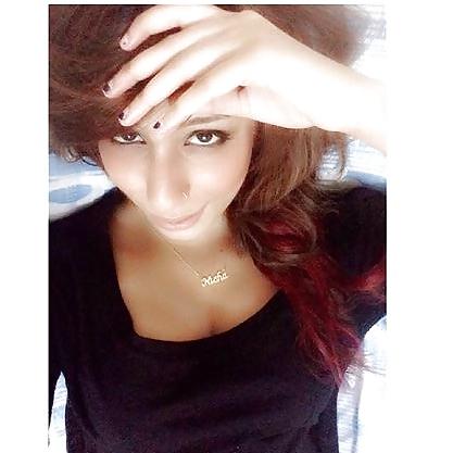 7P Malaysian Indian Girl Bitch Mas Airlines Pravinisha Nambiar