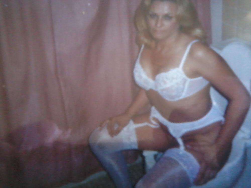 25P Motel wife