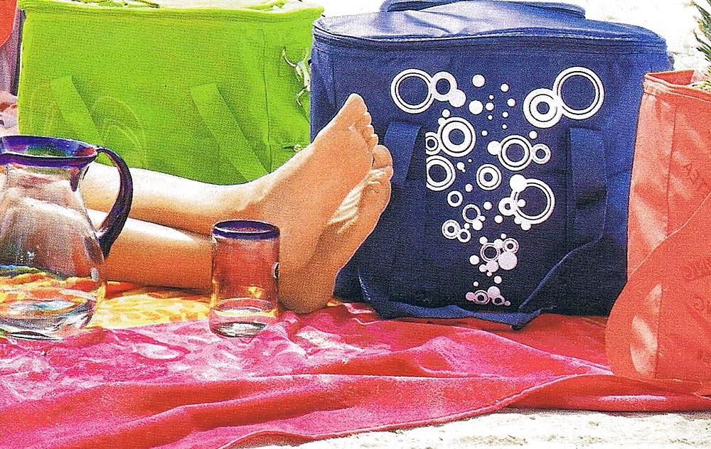 12P Scans of Female Feet III