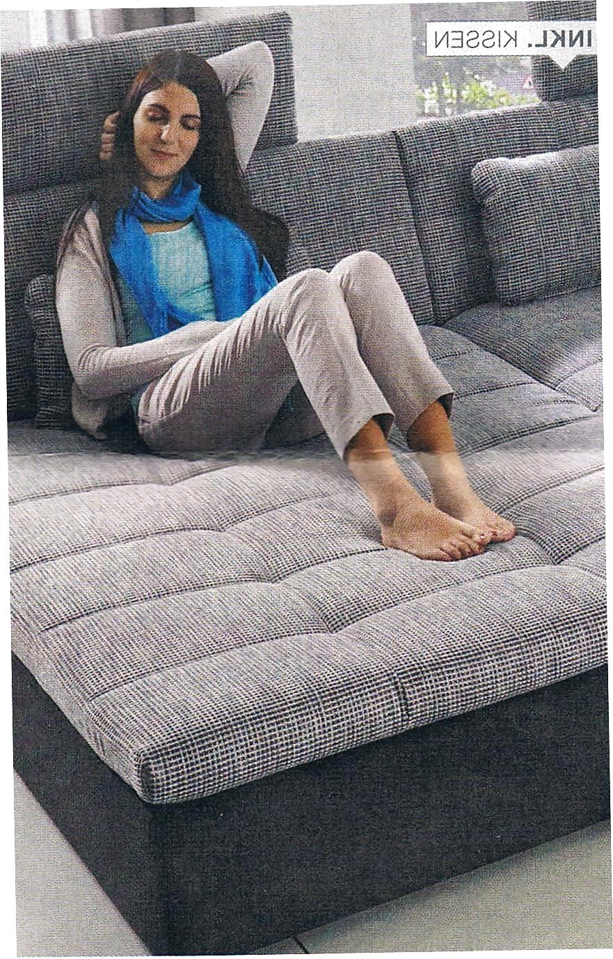 12P Scans of Female Feet III