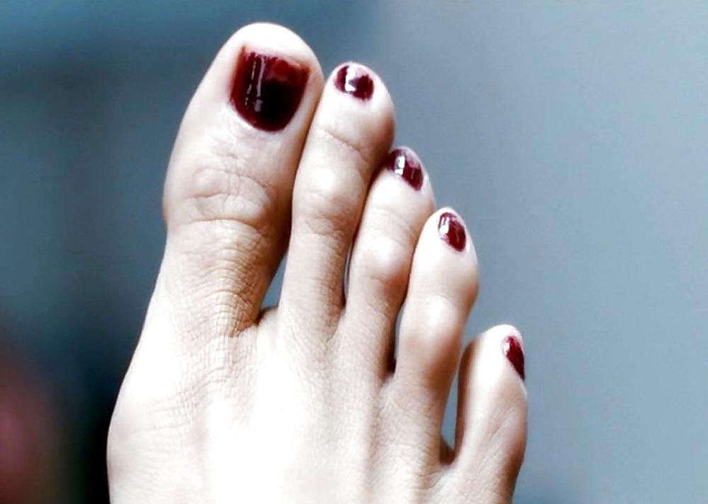 25P Jennifer lopez feet (estefania)