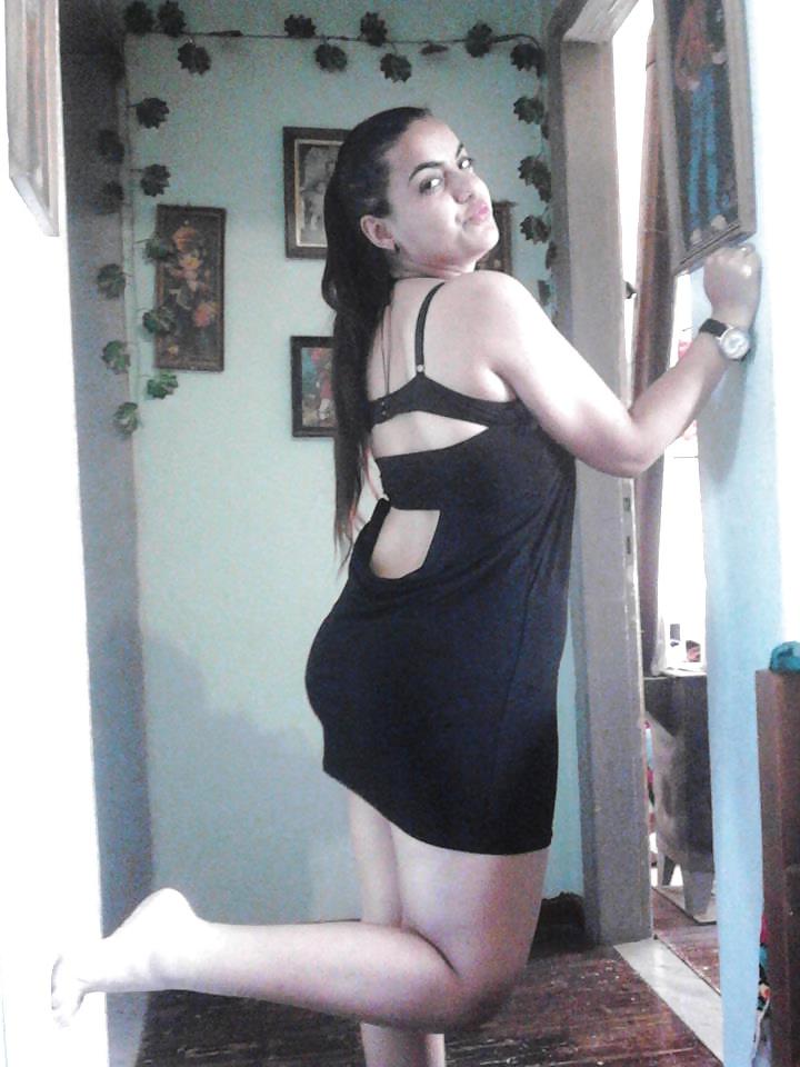 25P Turkish chubby teen! Is she sexy?