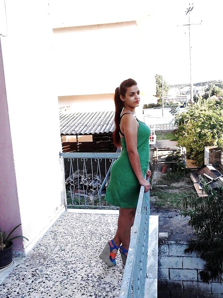 25P Turkish chubby teen! Is she sexy?