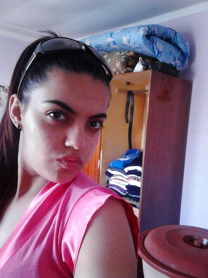 25P Turkish chubby teen! Is she sexy?