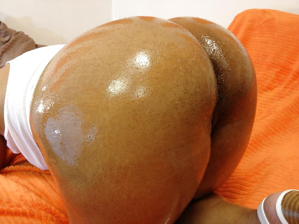 8P My Cum Slut's Phat Juicy Ass..