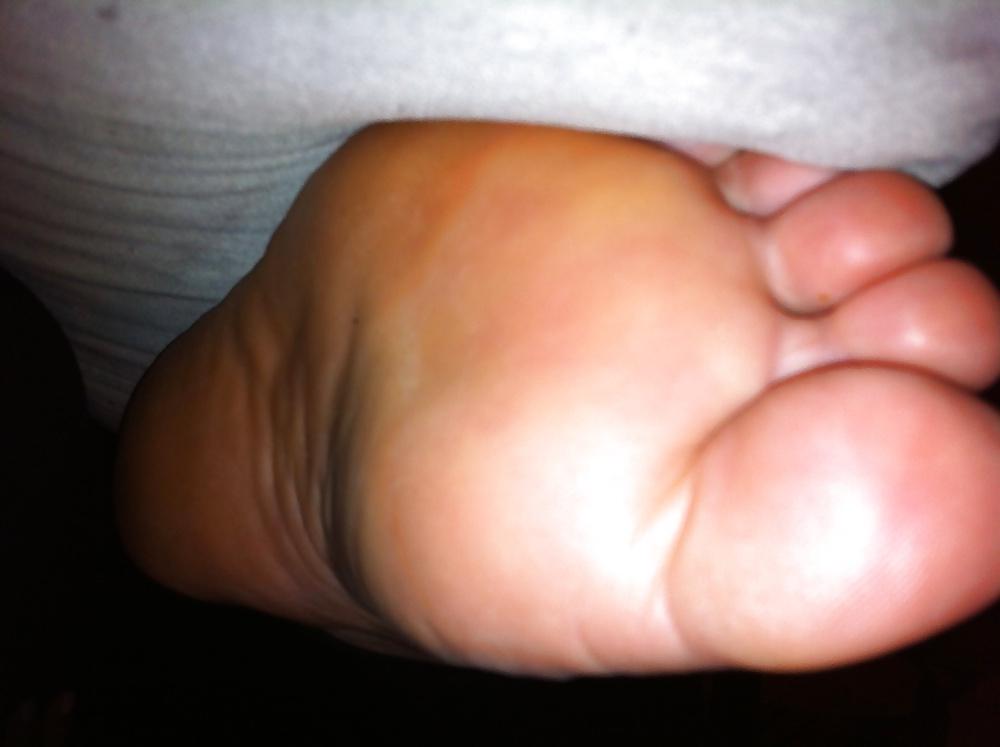 8P FAT SEXY FEET AND TOES MEATY SOLES