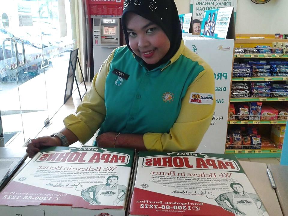 15P Awek chubby