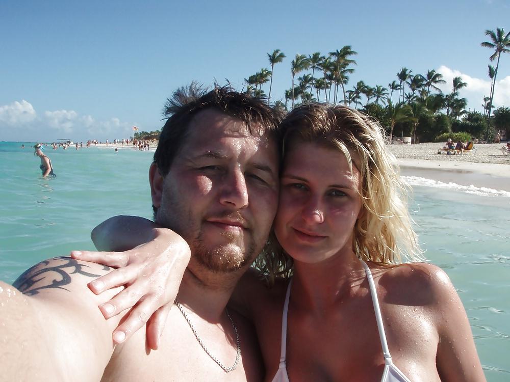 25P Tourists have fun at Dominicana Puta Cana