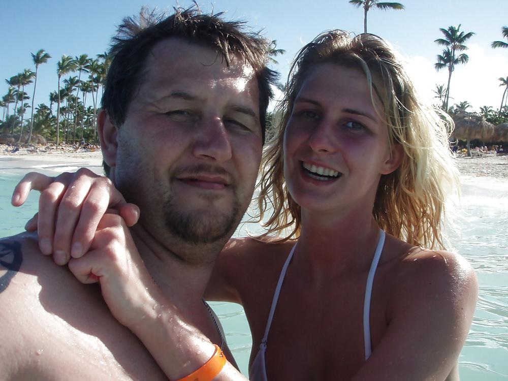25P Tourists have fun at Dominicana Puta Cana