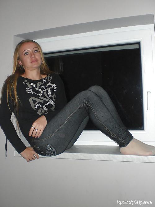 24P HUT nylon feet