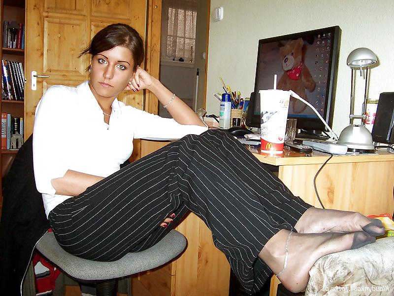 24P HUT nylon feet