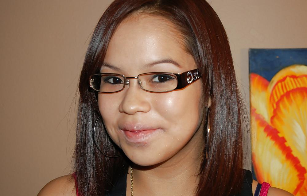 25P Cute young native girl - Sabrina - Non Nude