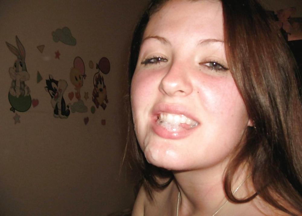 6P Cum in this lil bad bitch mouth