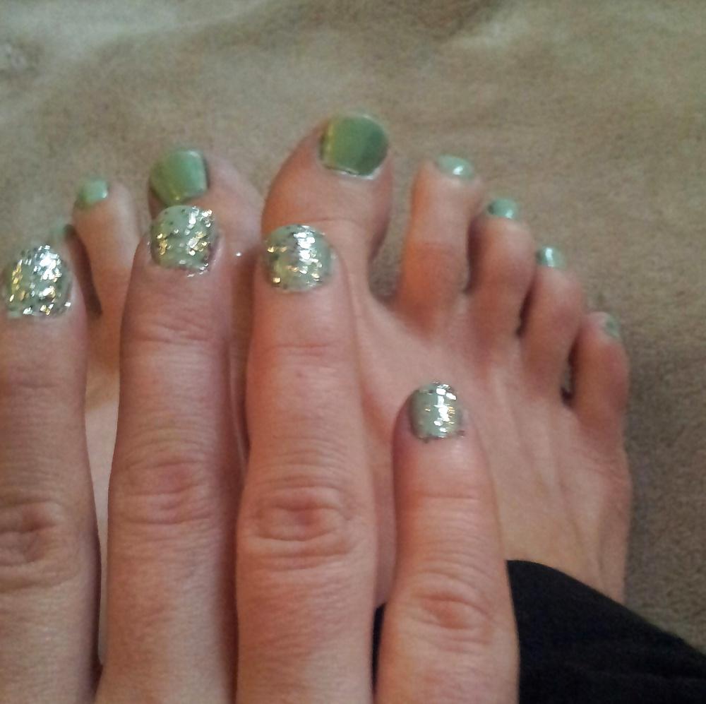 25P Sexy Kittens - Feet