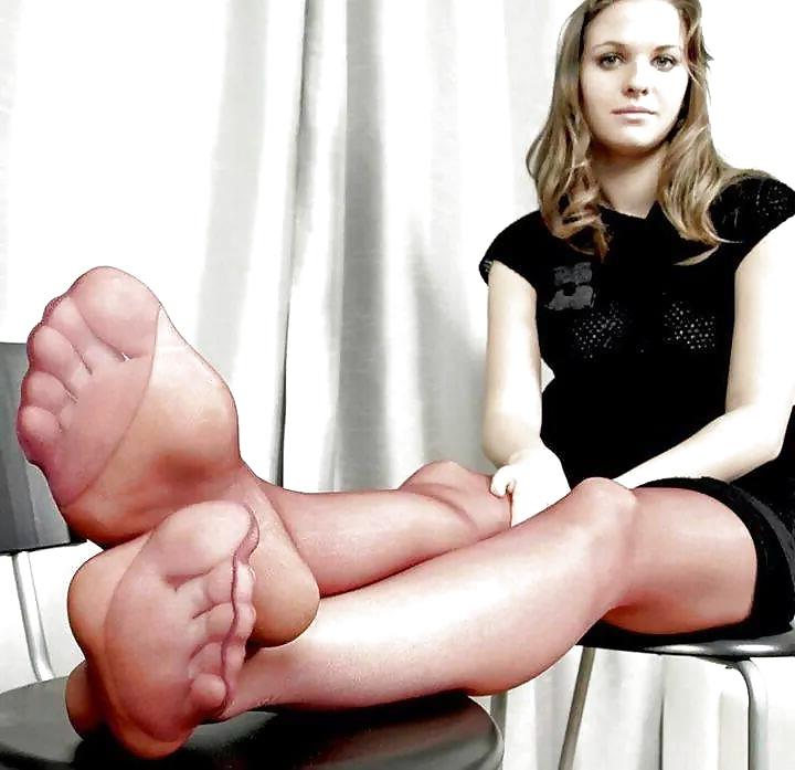 25P Nylon Feet