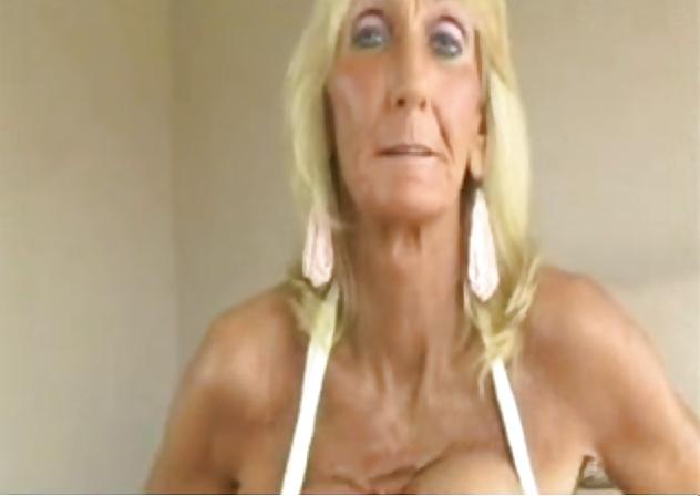 8P Granny titty fuck