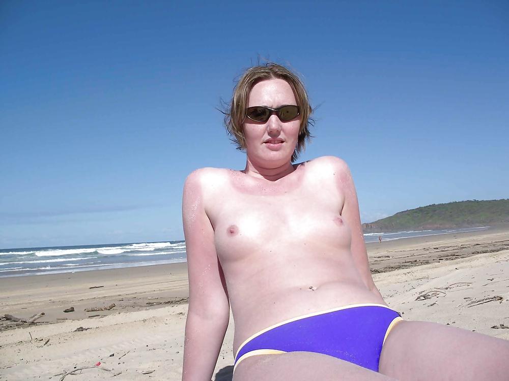 25P Real Amateurs On Their Holidays! 5