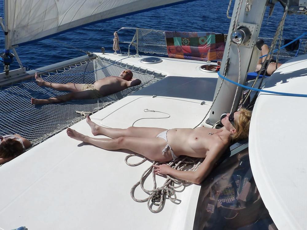 25P Real Amateurs On Their Holidays! 5