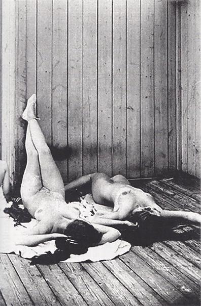 14P Mary Willumsen, first Female nude Photographer (1916)