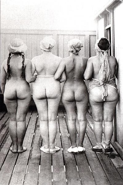 14P Mary Willumsen, first Female nude Photographer (1916)