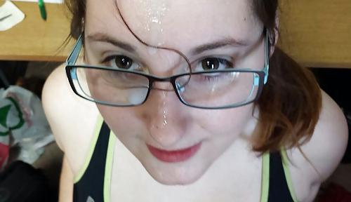 25P Chubby Girl Cumshots