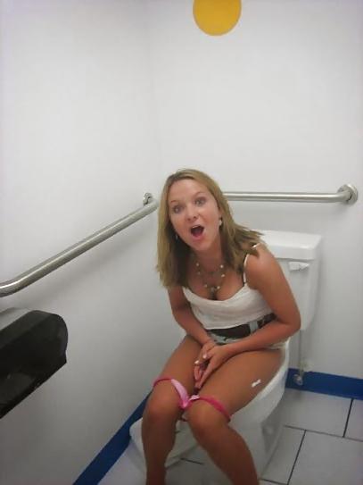 25P On the Toilet 3