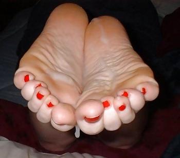 25P Cummy Feet