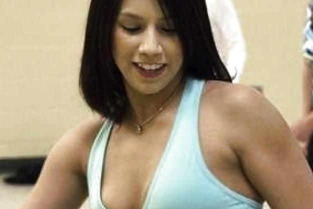 23P Makes me cum part 33: zumba queen