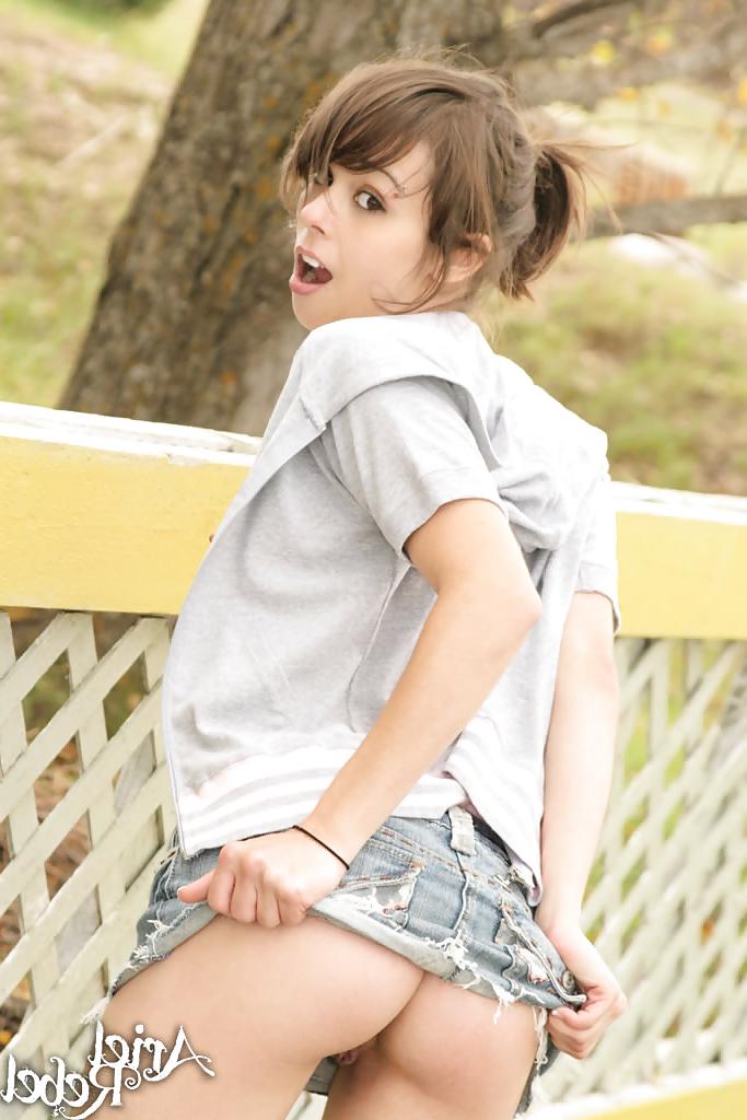24P Cute young teen model poses naked