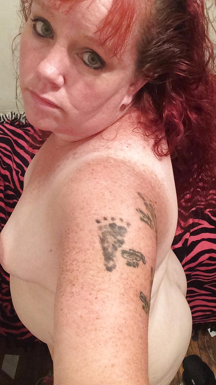9P A Couple Of Pix Sent To Me By This Horny Fat Bitch.. 