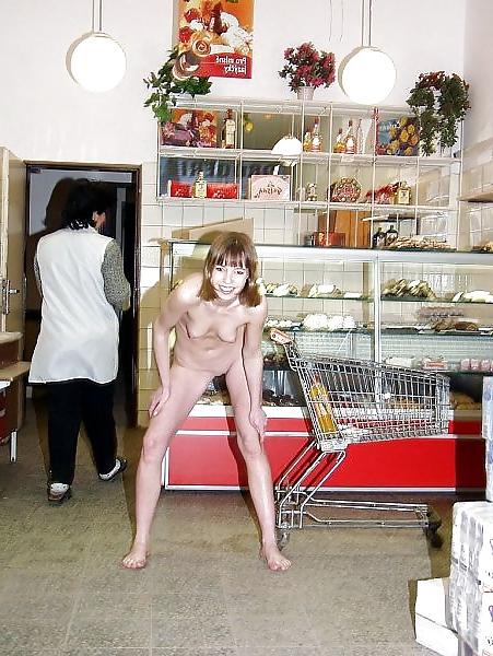 25P Nude in public 10