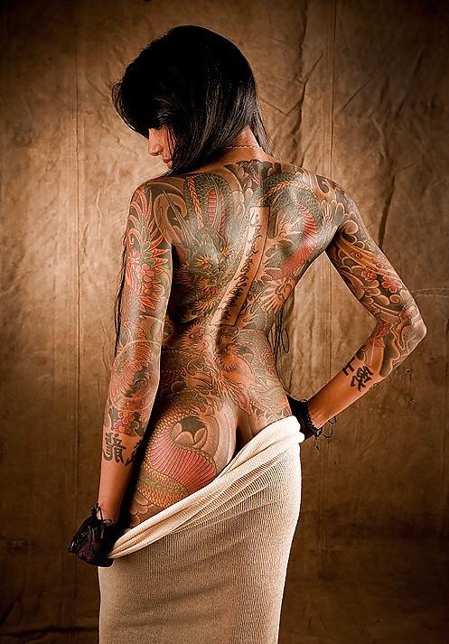 25P Tattoed girls art pics IX