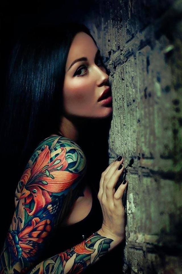 25P Tattoed girls art pics IX