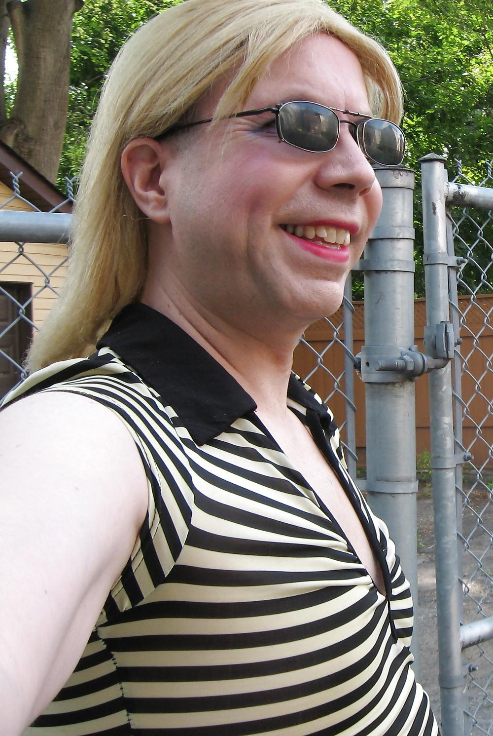 25P Tranny lily annie: public exposure TWO!