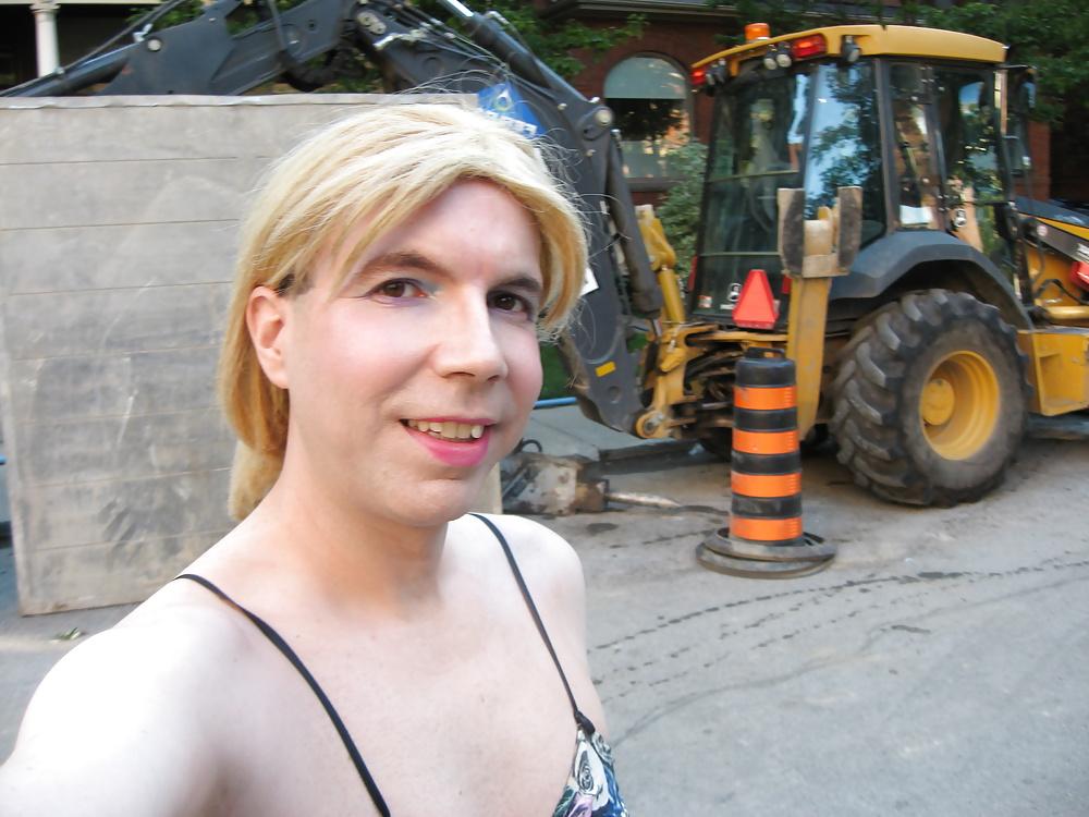 25P Tranny lily annie: public exposure TWO!