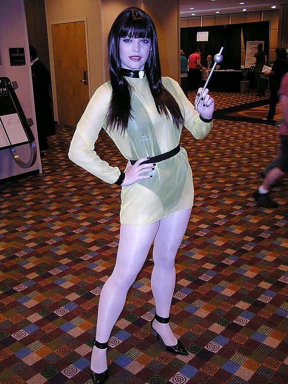 25P A Cosplay Bitch