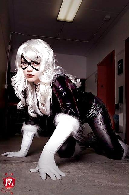 25P A Cosplay Bitch