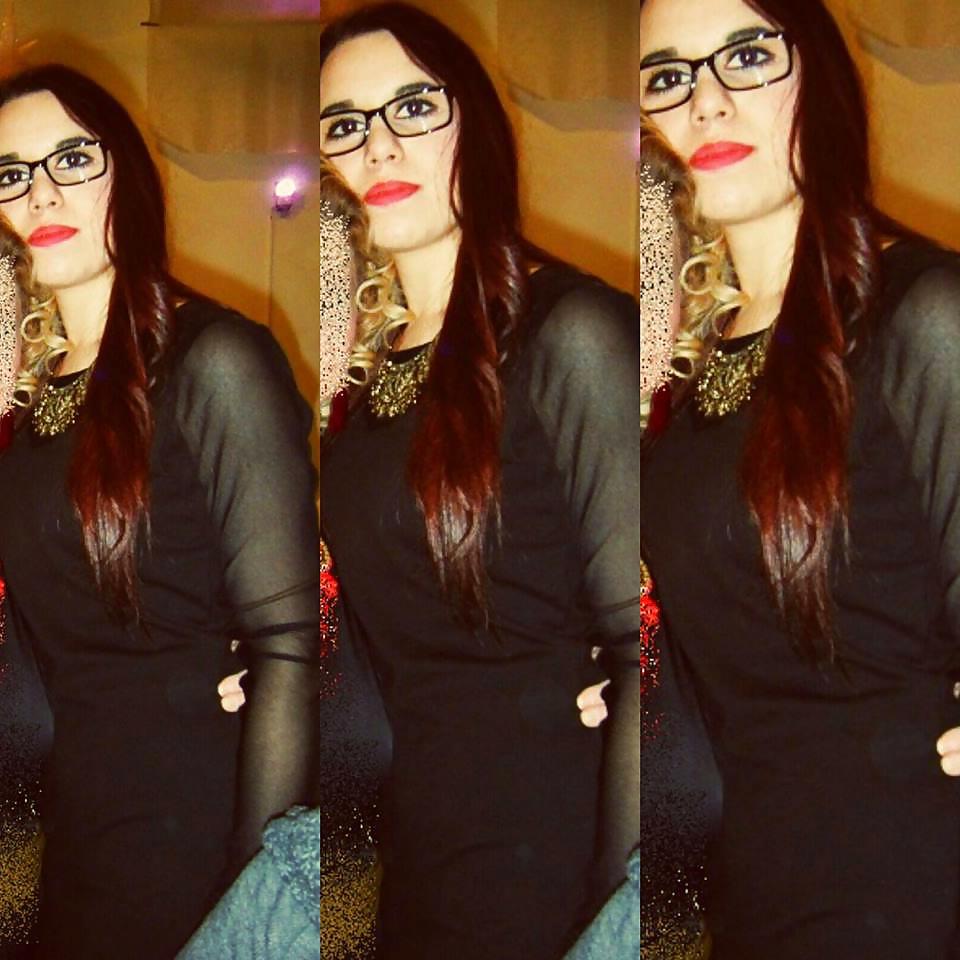 21P Turksih teen with glasses and a tight body! Is she a virgin?