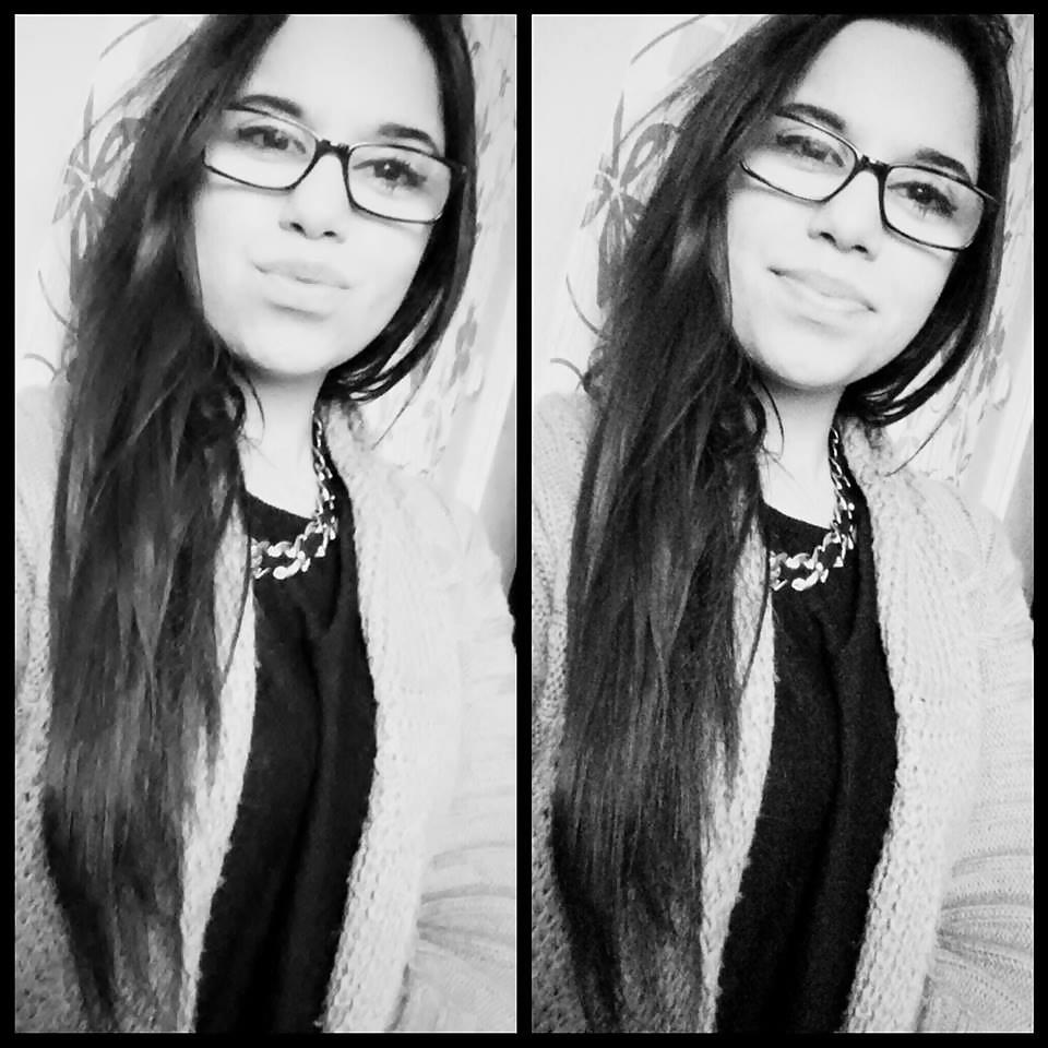 21P Turksih teen with glasses and a tight body! Is she a virgin?