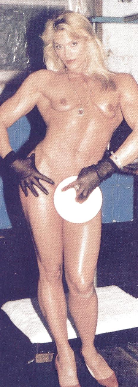 10P Erika Andersch - female gladiator