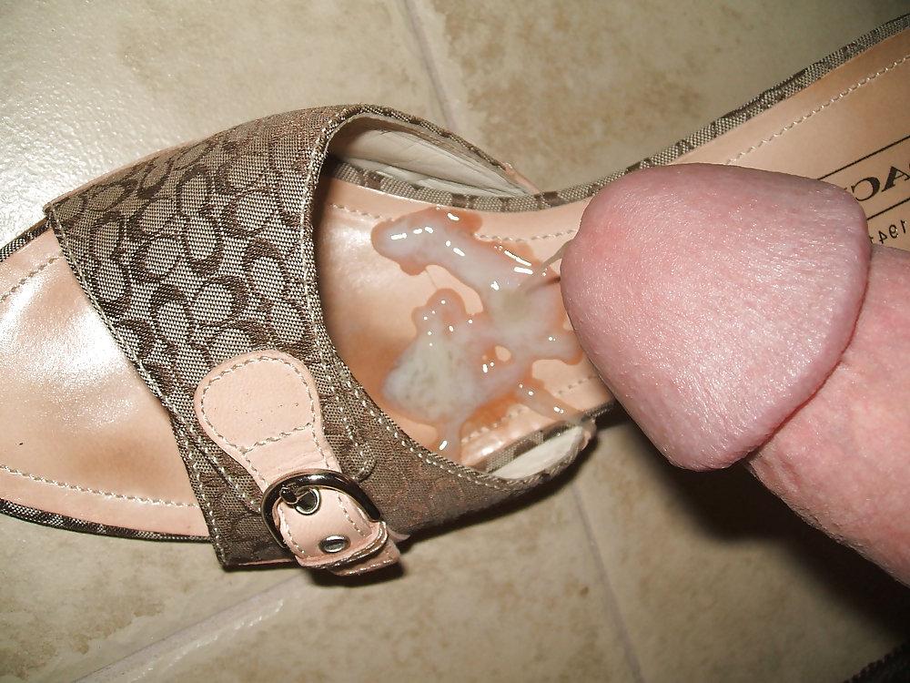 15P Kinky Shoe Fetish