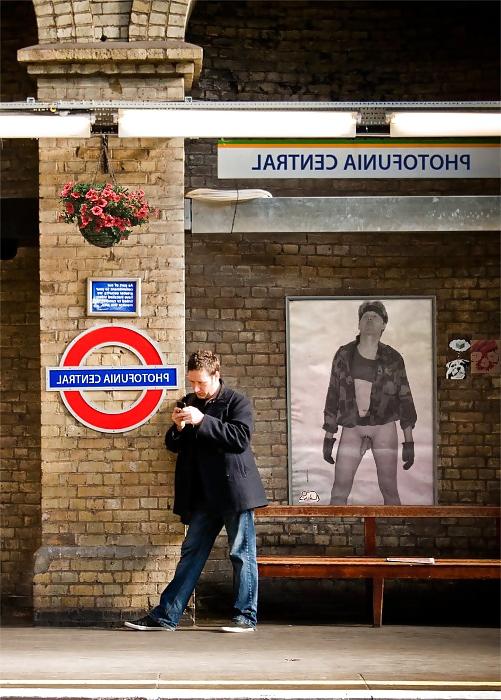 10P Porn model Tom Roeben in Public