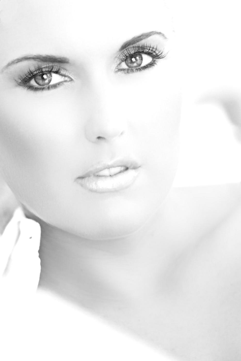25P Fashion-Beauty-Art