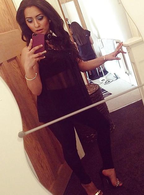 25P British uk paki indian bengali wank slut